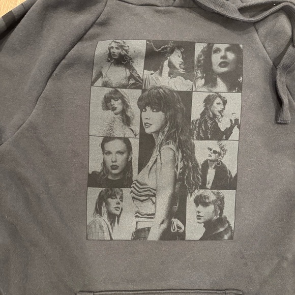 Taylor Swift Hoodie Adult Small The Eras Tour 2023 Official Merch Sweatshirt - Picture 3 of 9